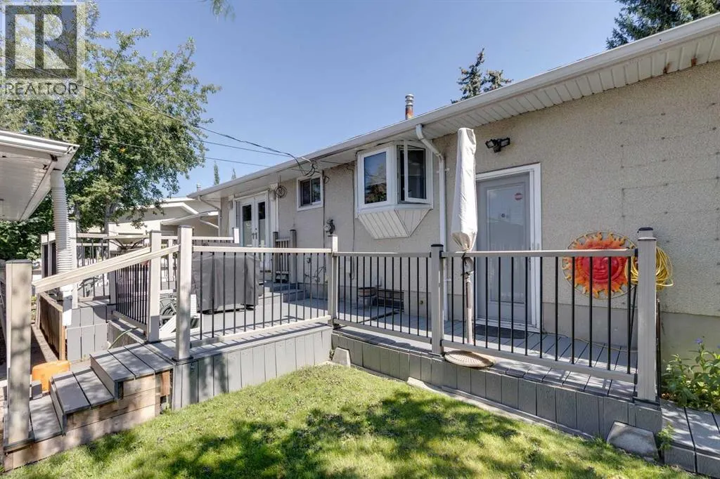 419 Woodland Crescent SE
