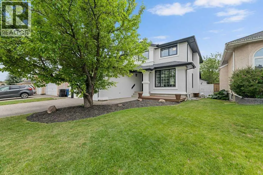 54 Mckenzie Lake Manor SE