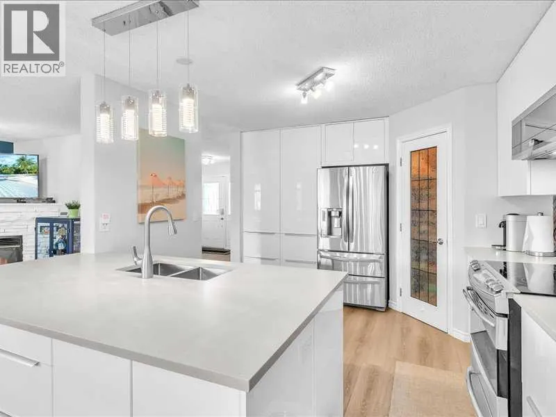 104 Bridlewood Road SW