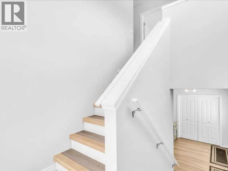 104 Bridlewood Road SW