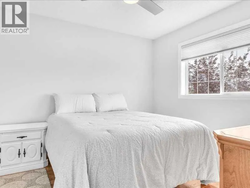 104 Bridlewood Road SW