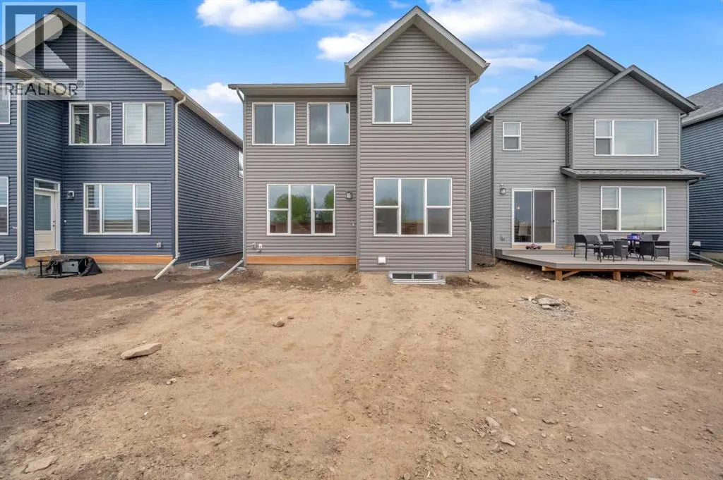1182 Chinook Winds Circle SW