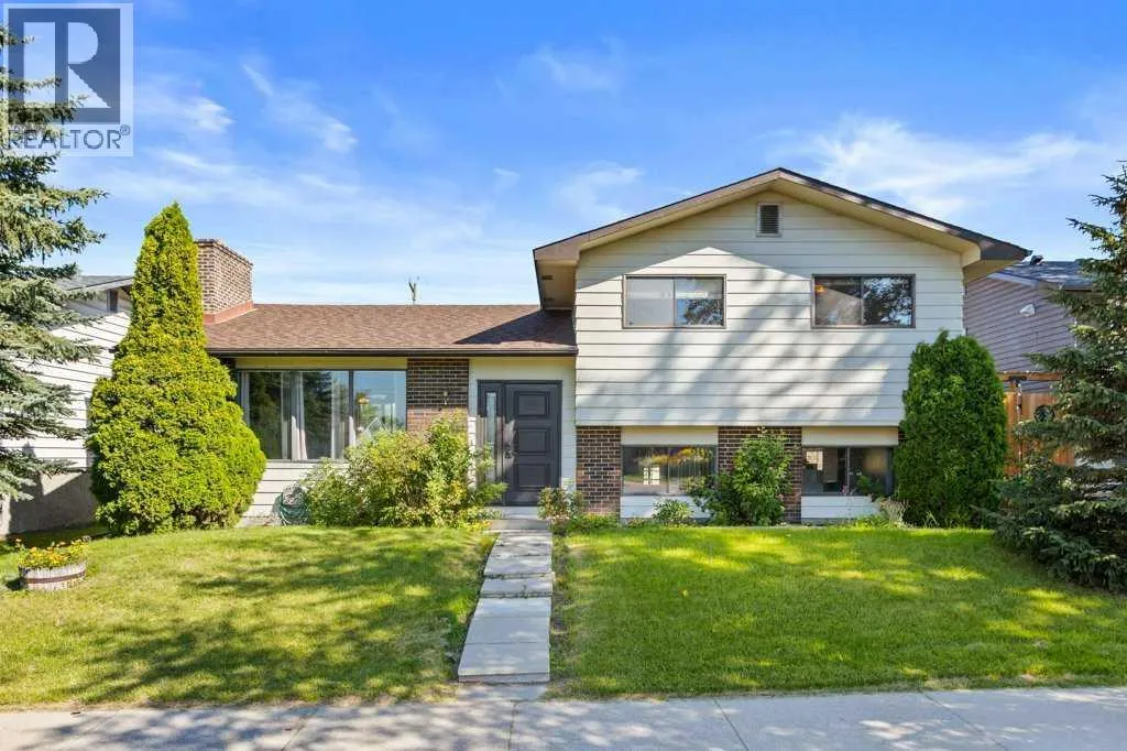 4724 Rundlehorn Drive NE