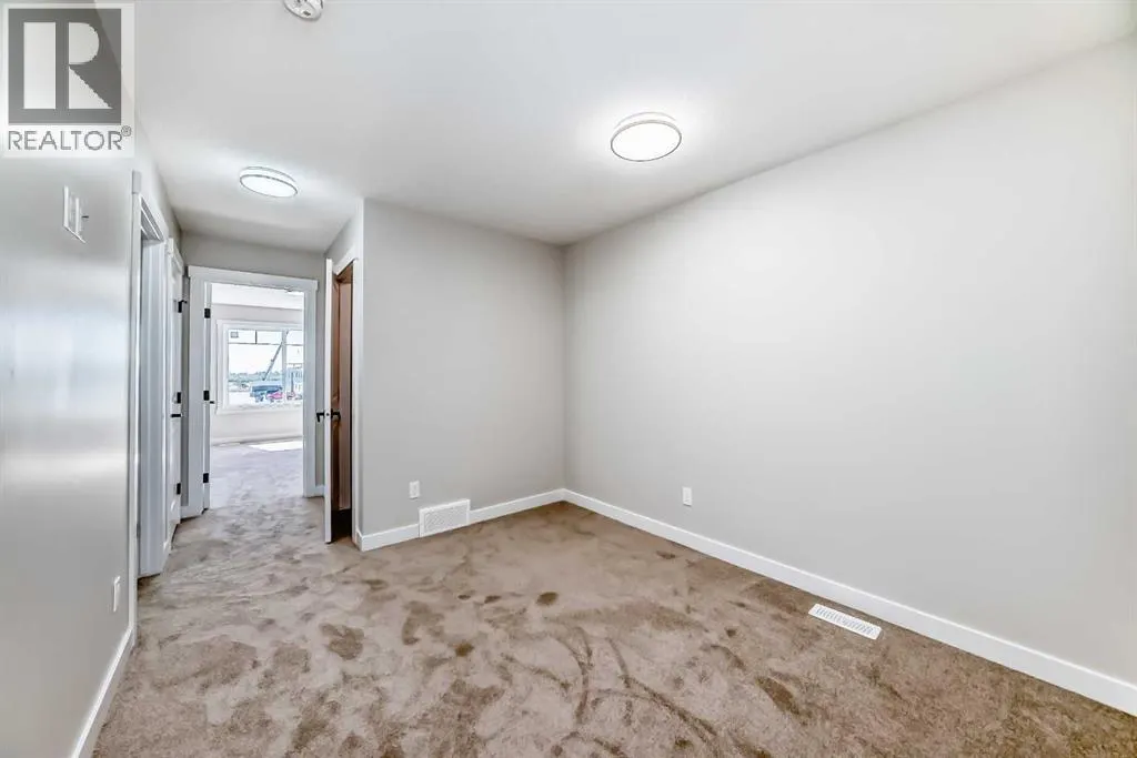 112 Belvedere Park SE
