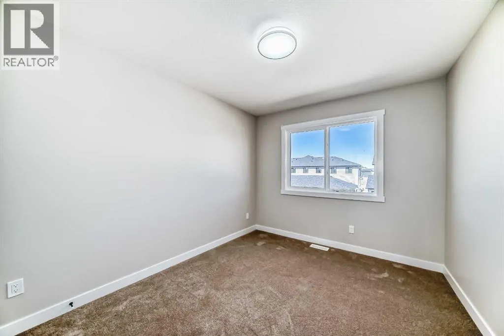 112 Belvedere Park SE