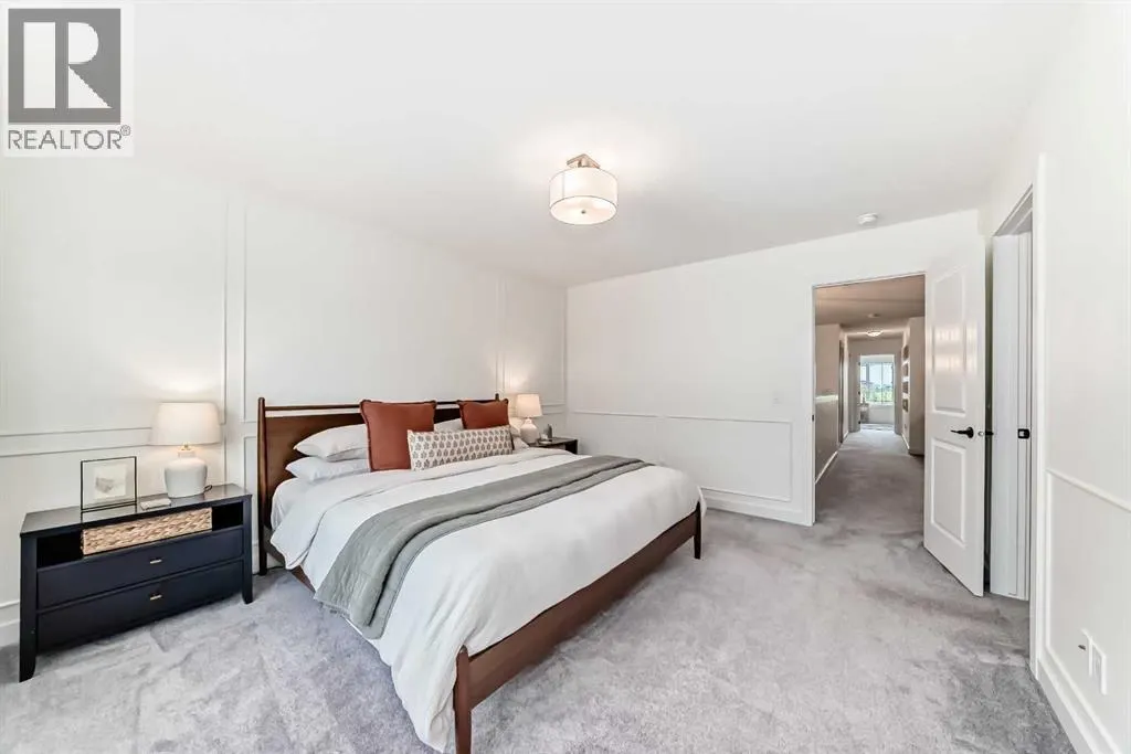 36 Emberside Green