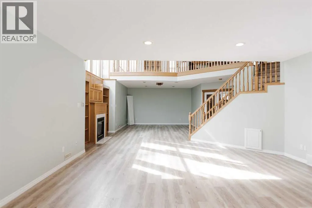 293 Ball Place