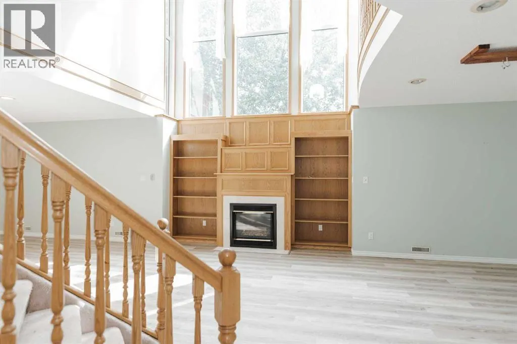 293 Ball Place