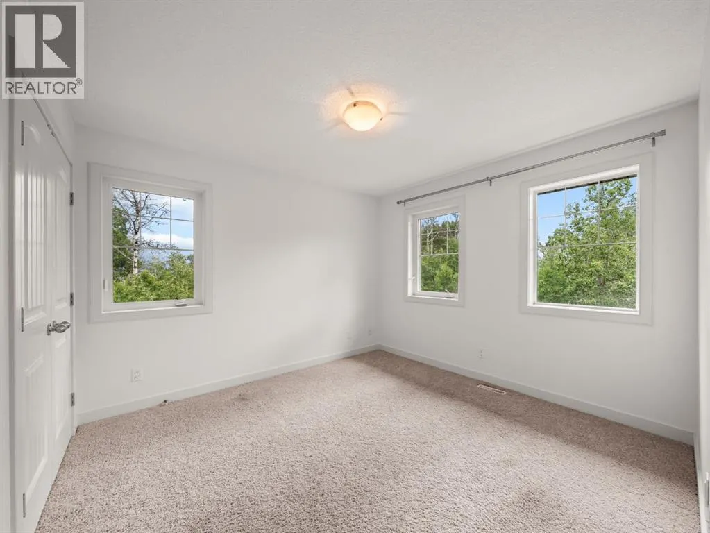 200, 298075 218 Street W