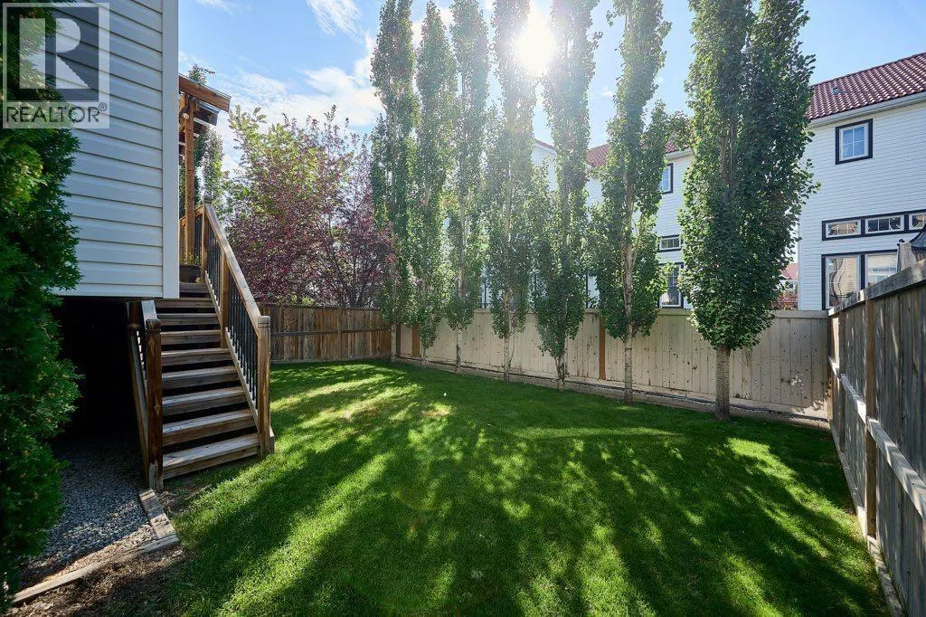 92 Royal Oak Manor NW