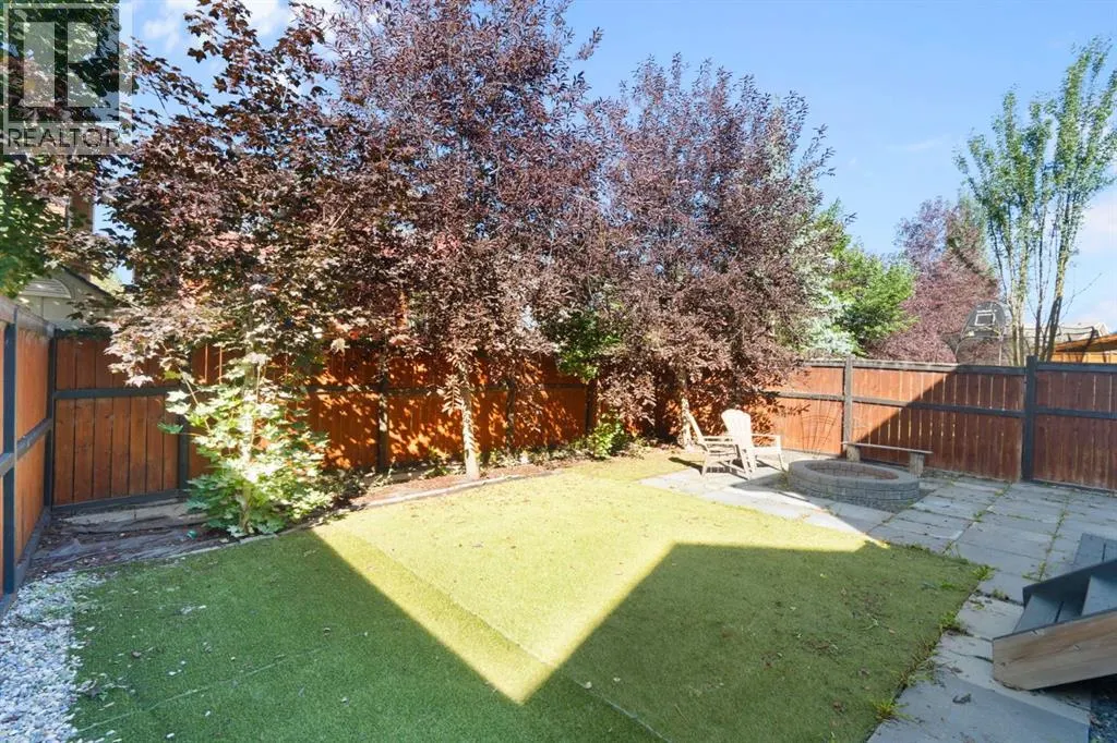 134 Autumn Close SE