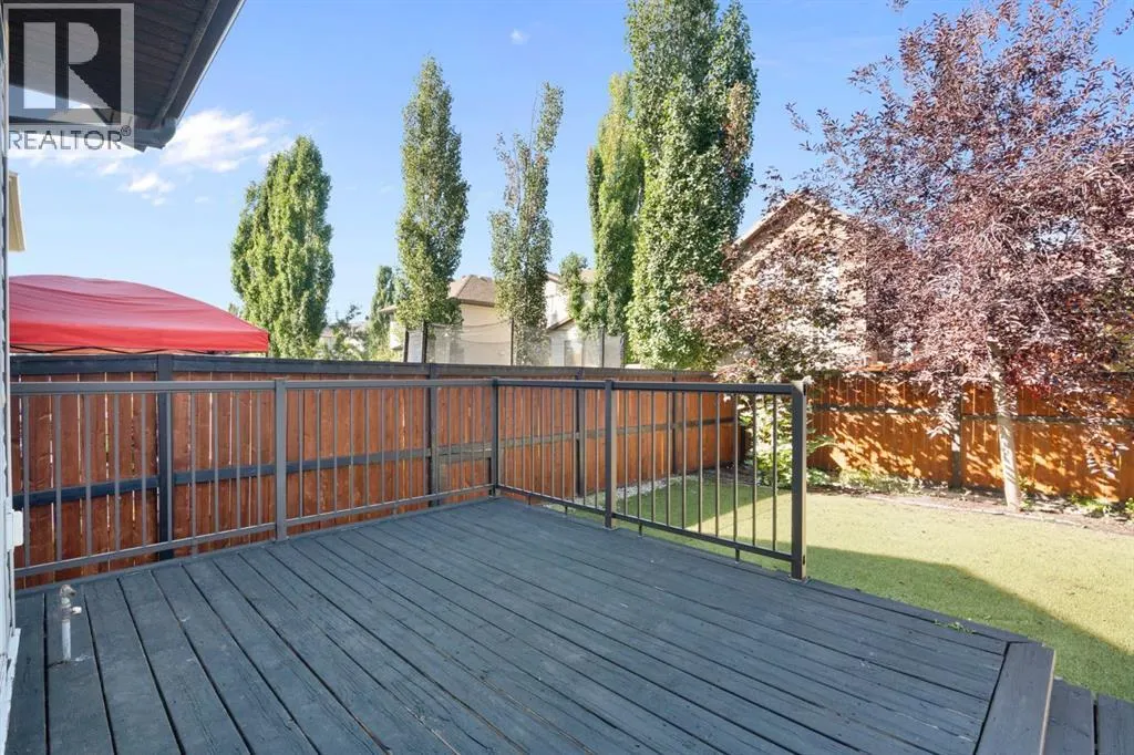 134 Autumn Close SE