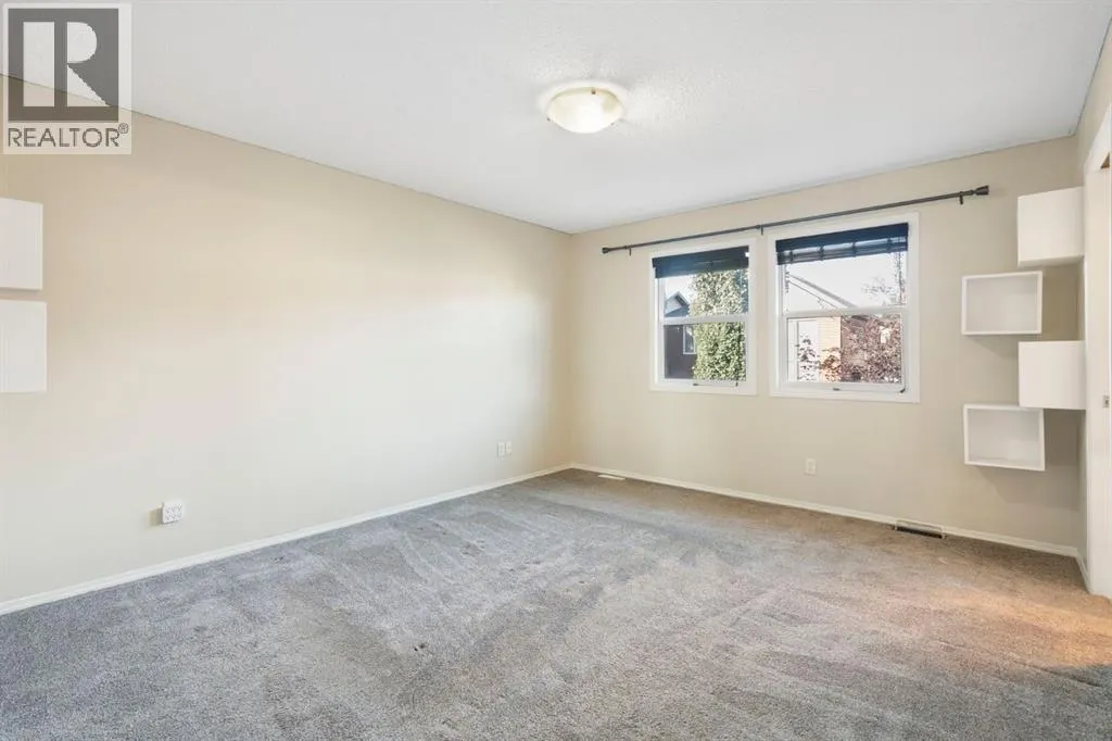 134 Autumn Close SE