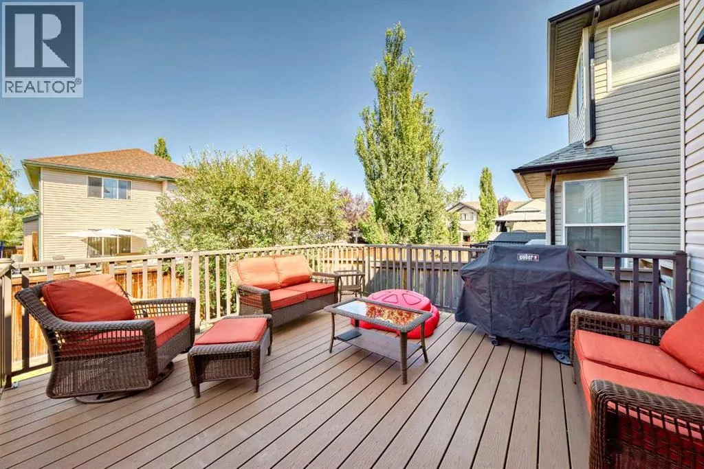 196 Everwoods Green SW