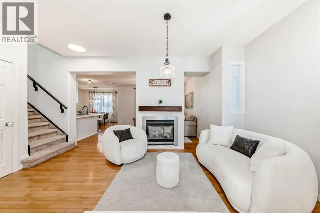 196 Everwoods Green SW