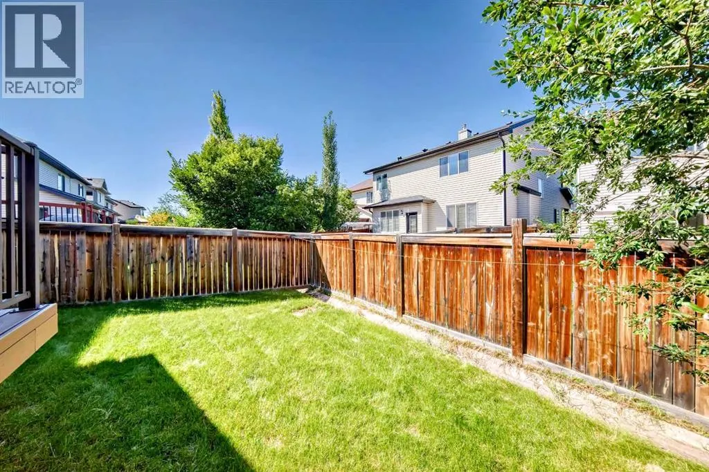 196 Everwoods Green SW