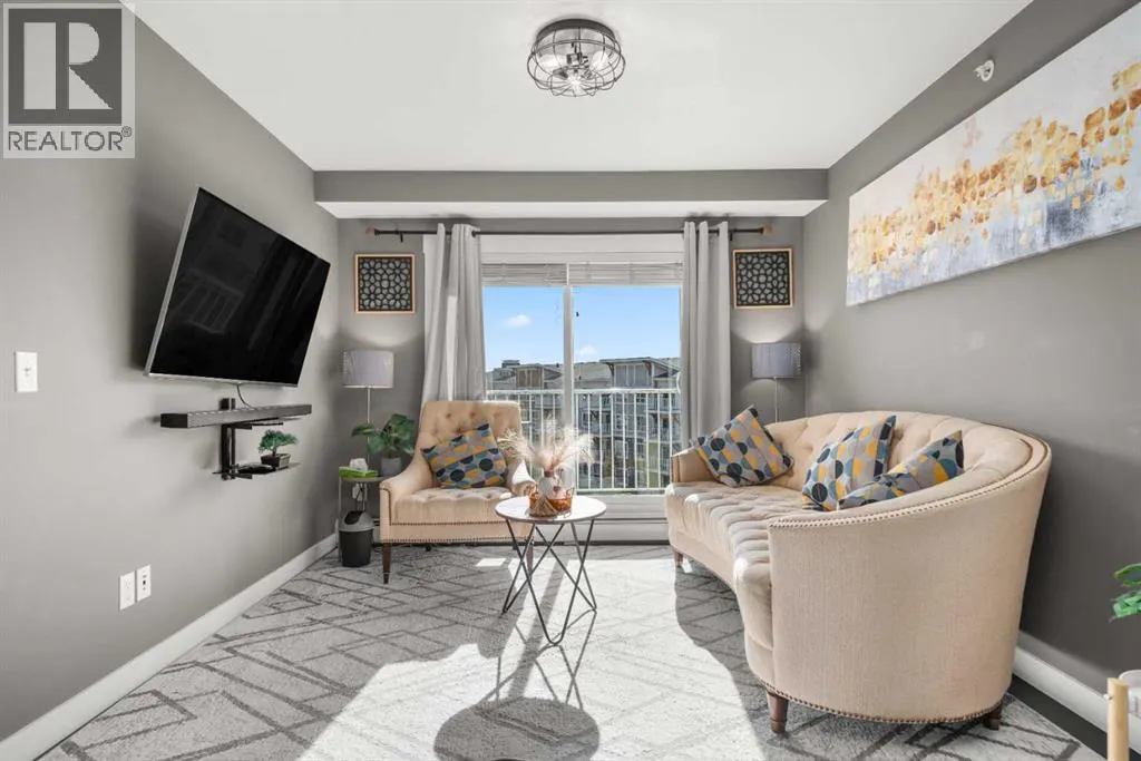 4403, 302 Skyview Ranch Drive NE
