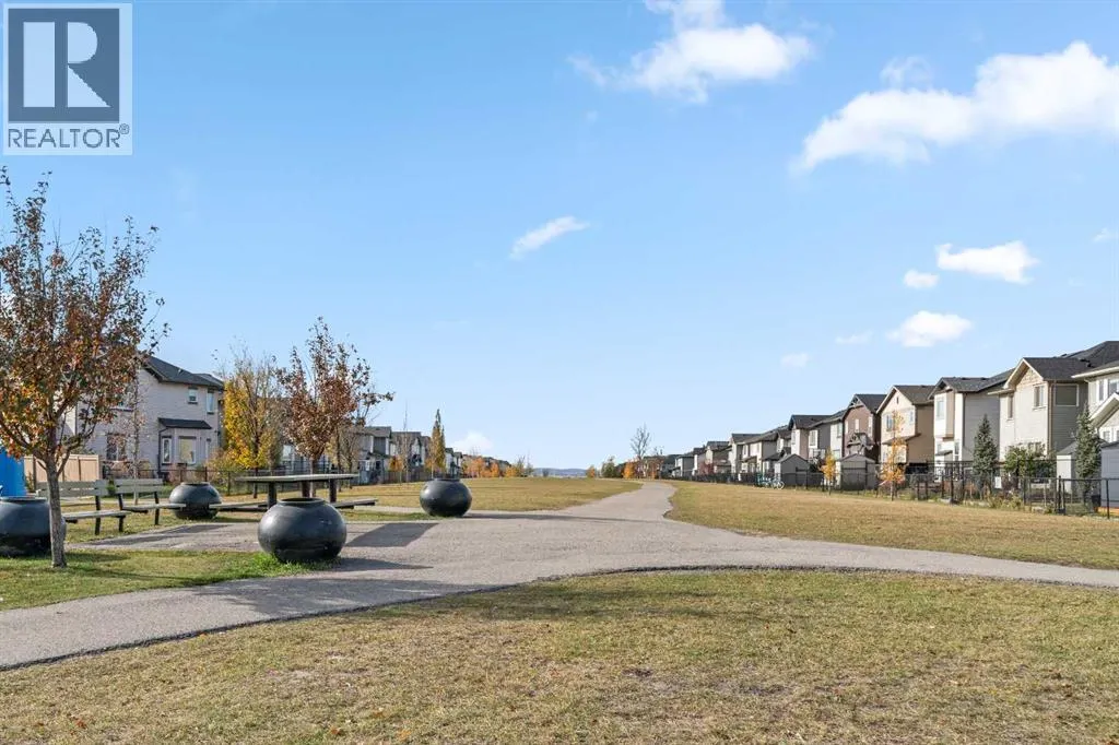 4403, 302 Skyview Ranch Drive NE