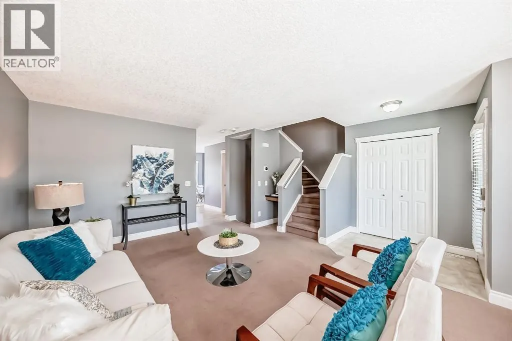 33 Covepark Road NE
