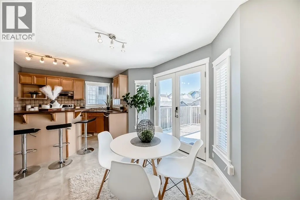 33 Covepark Road NE