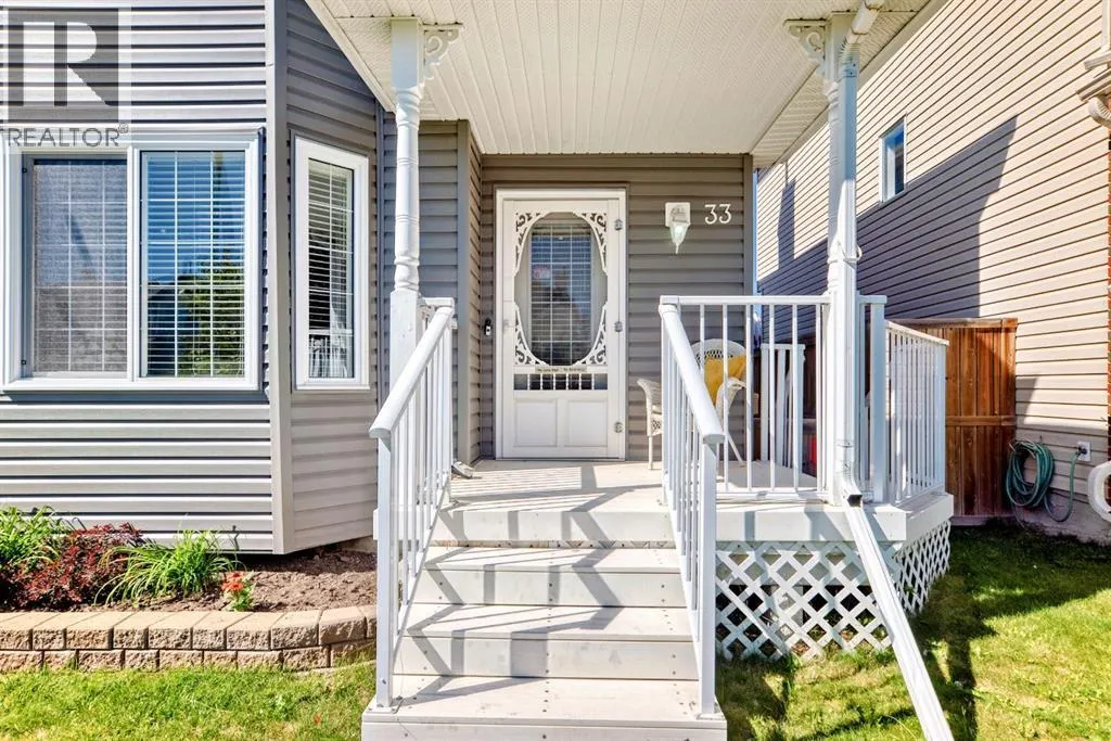 33 Covepark Road NE