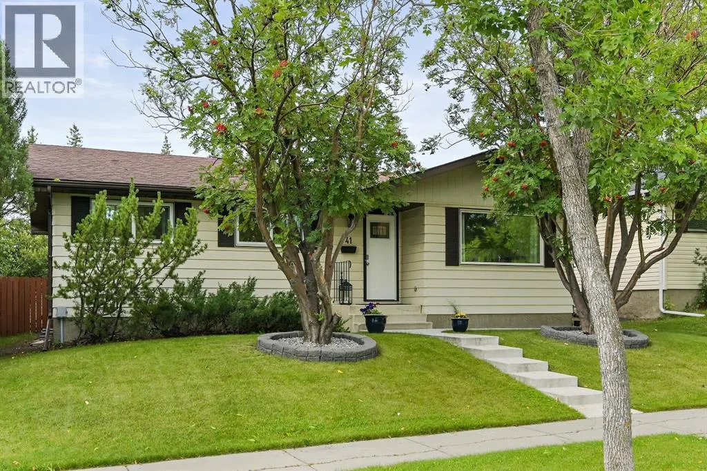 41 Edgedale Drive NW