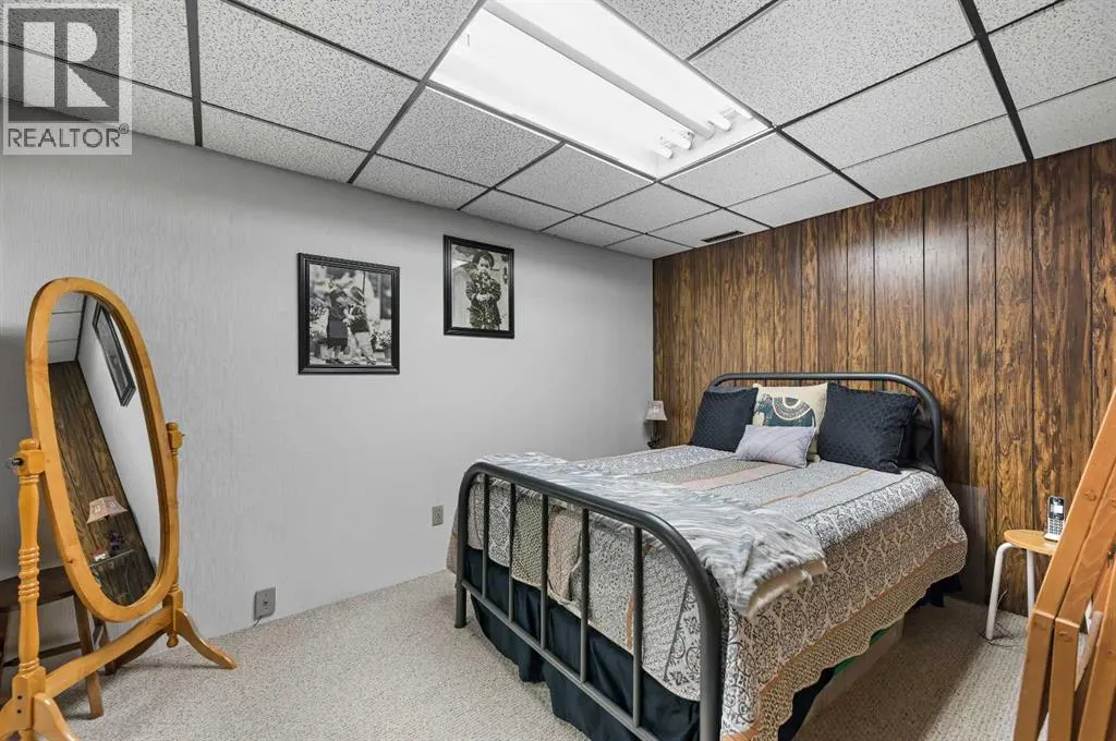 1860 Lysander Crescent SE