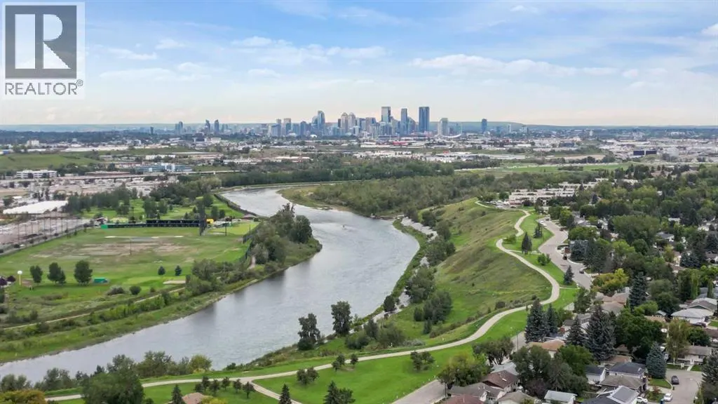 1860 Lysander Crescent SE