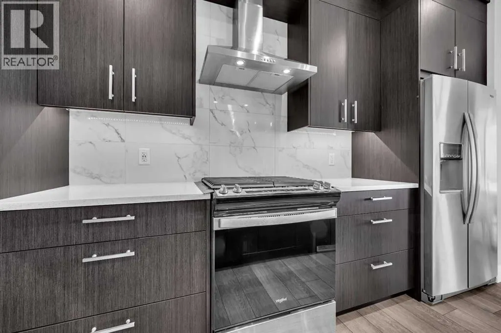 252 Walcrest View SE