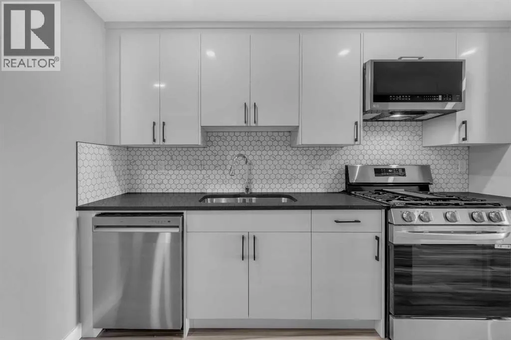 252 Walcrest View SE