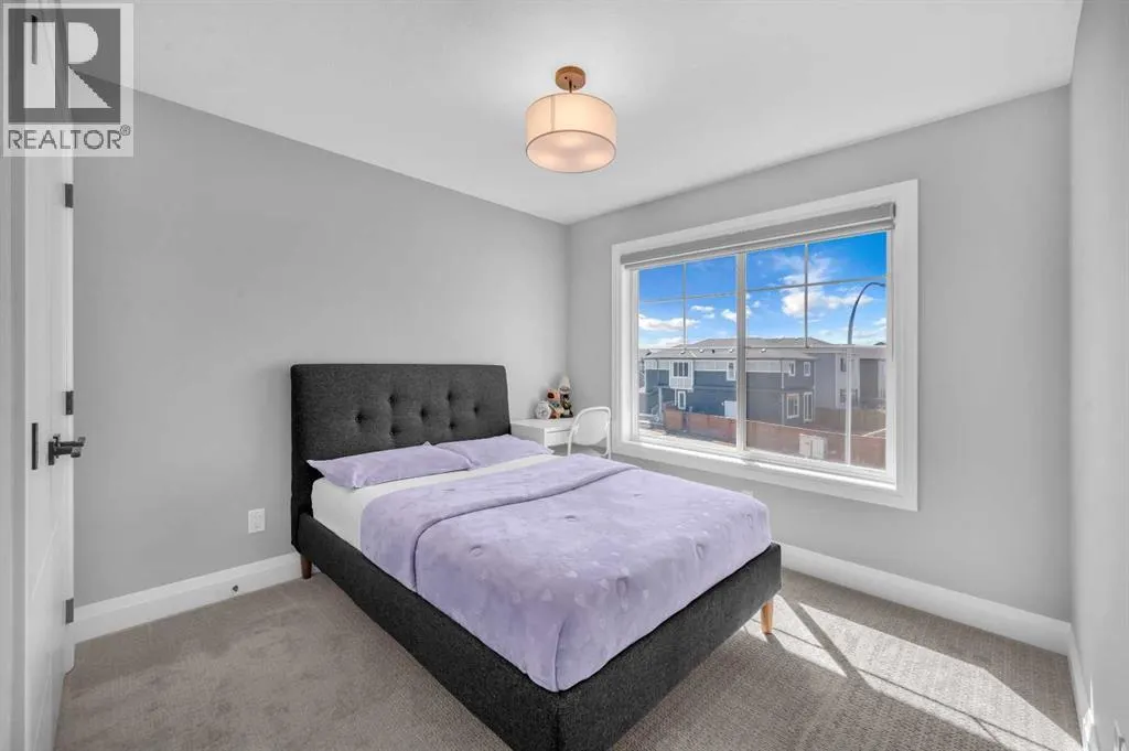 252 Walcrest View SE