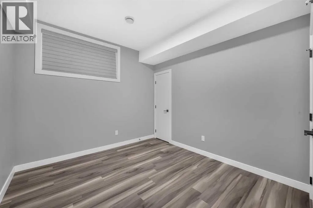 252 Walcrest View SE