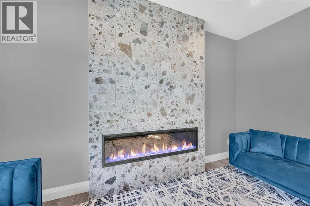252 Walcrest View SE