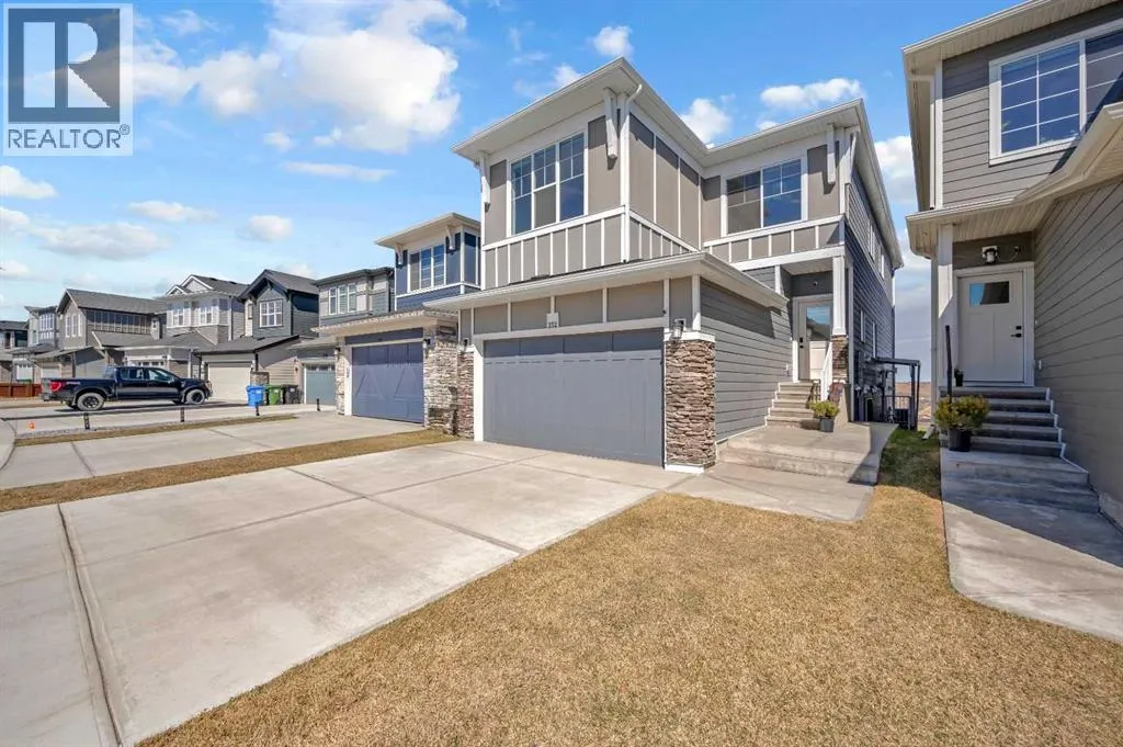 252 Walcrest View SE