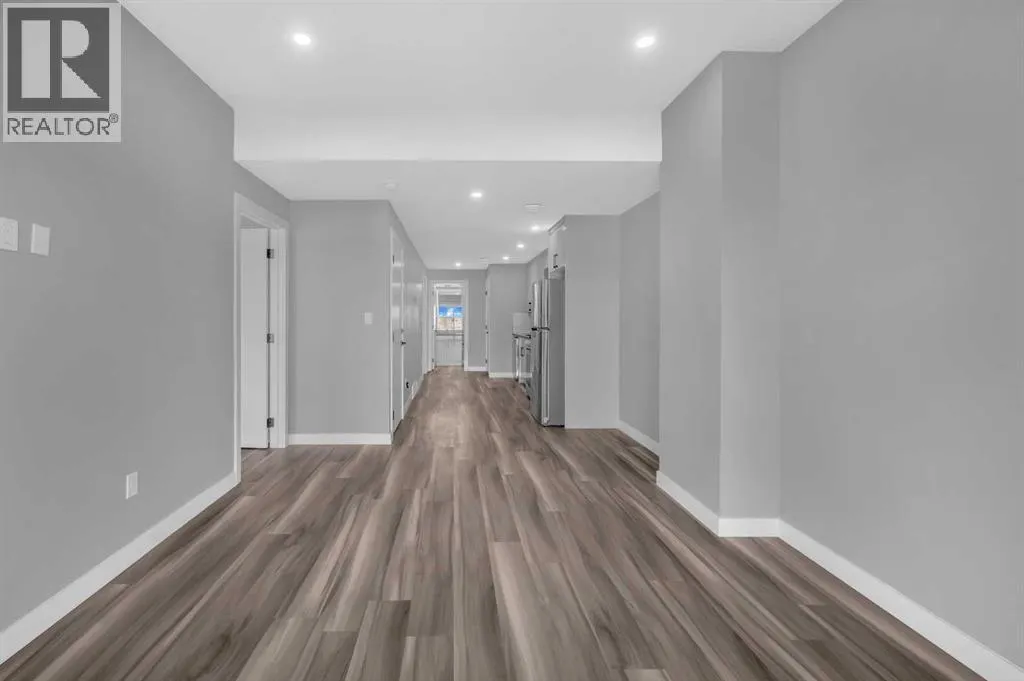 252 Walcrest View SE