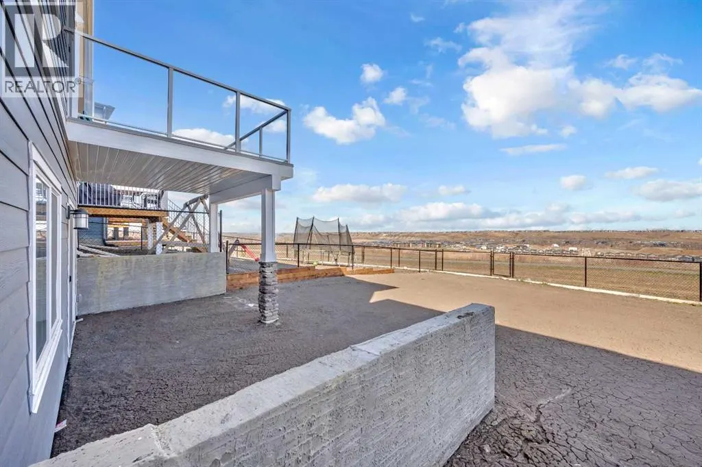252 Walcrest View SE