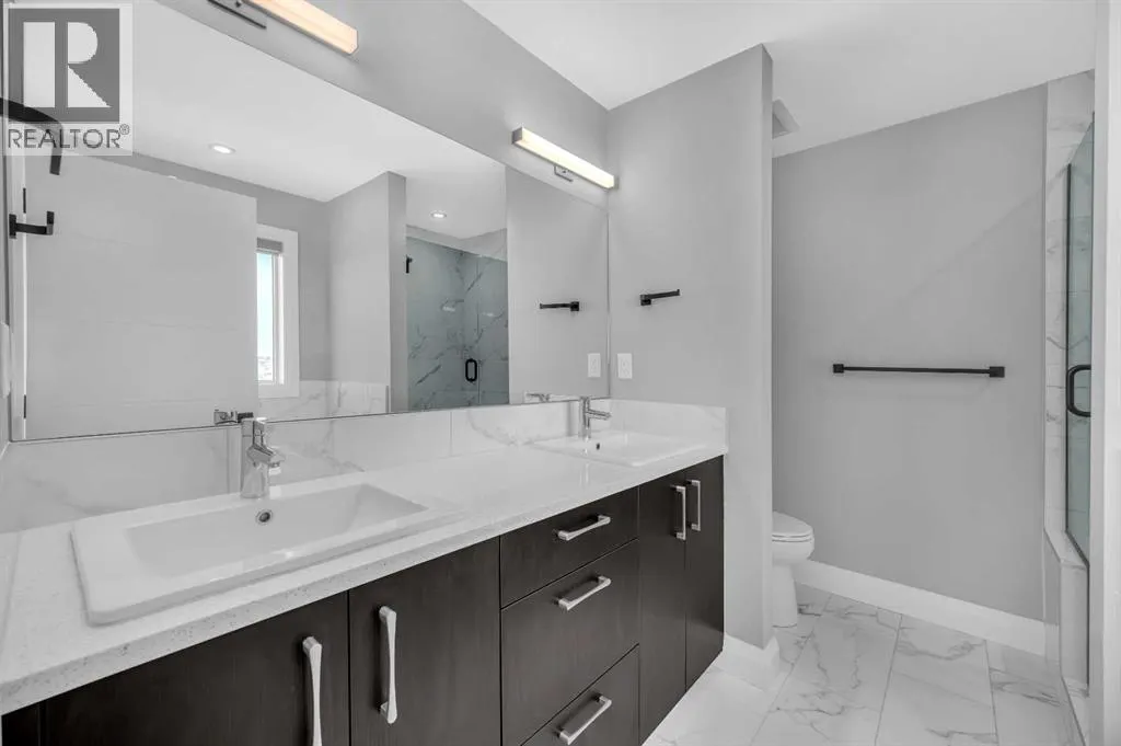 252 Walcrest View SE