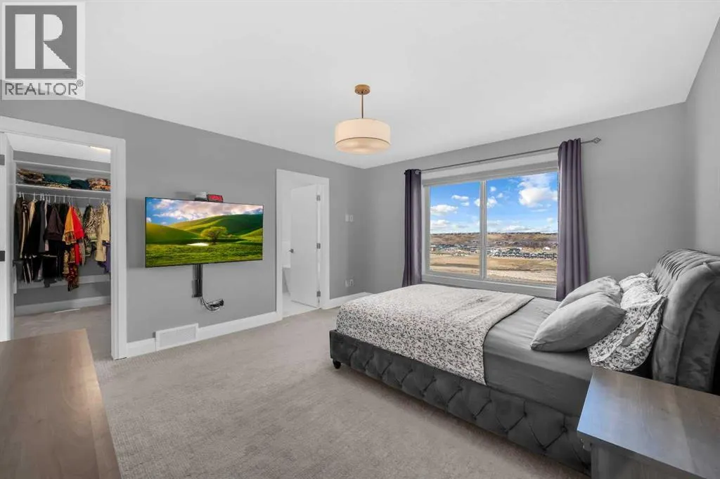 252 Walcrest View SE