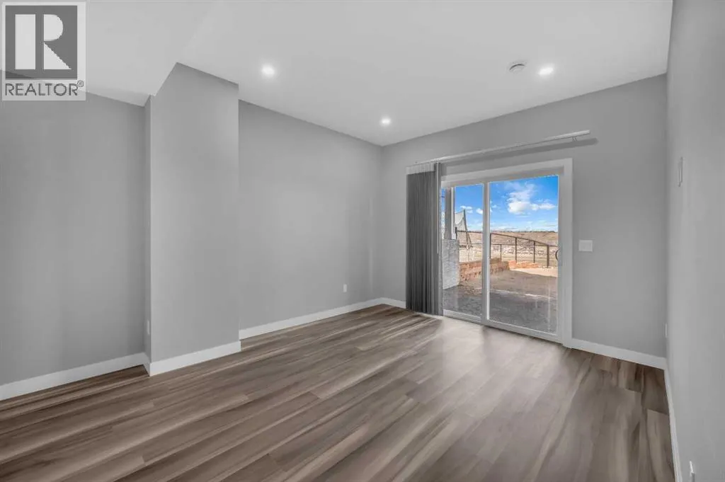252 Walcrest View SE
