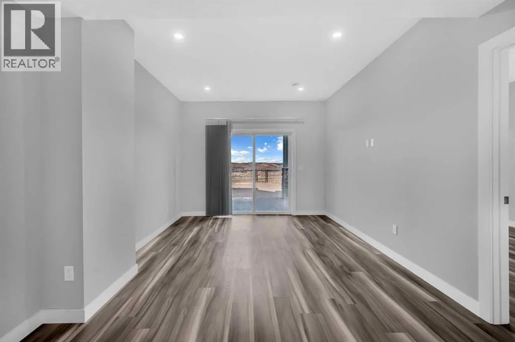 252 Walcrest View SE