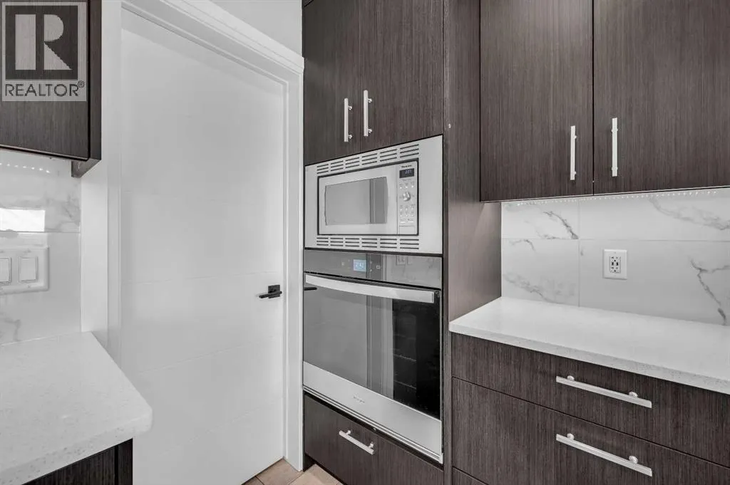 252 Walcrest View SE