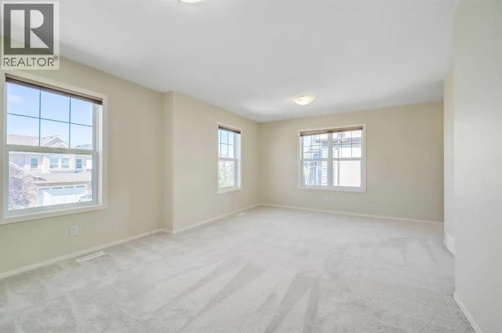109 Sherwood Way NW
