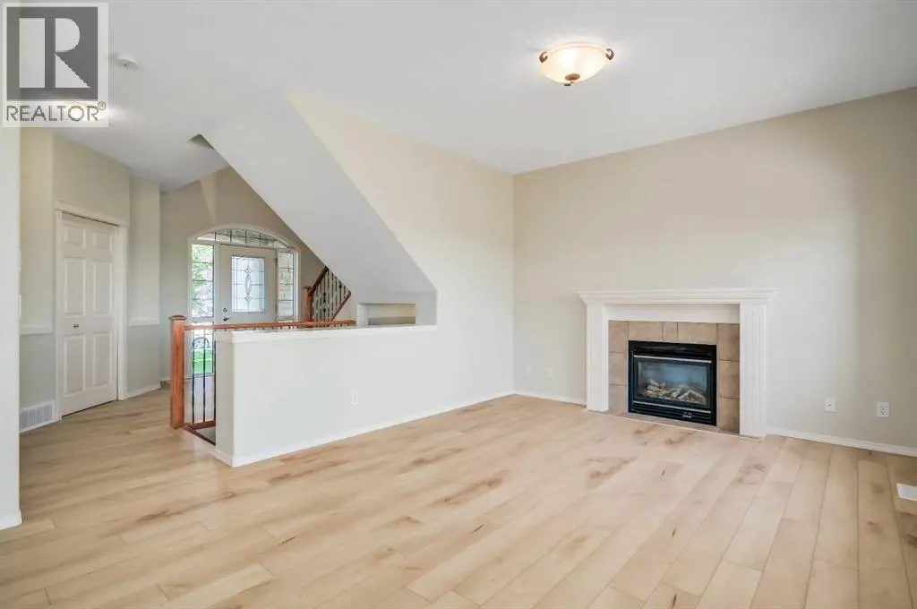 109 Sherwood Way NW