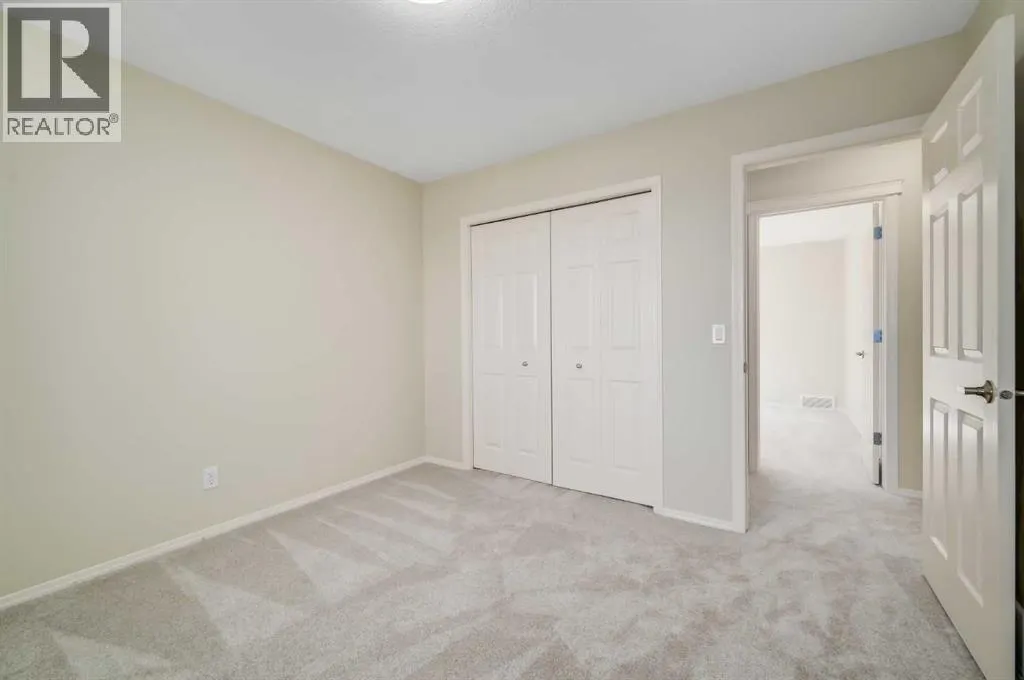 109 Sherwood Way NW