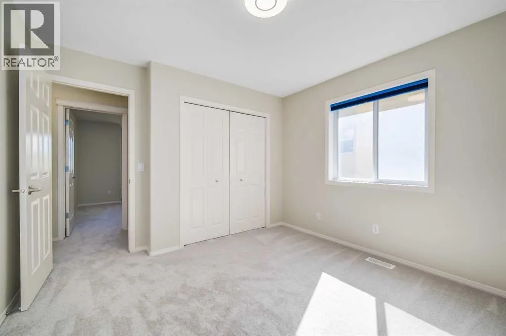 109 Sherwood Way NW