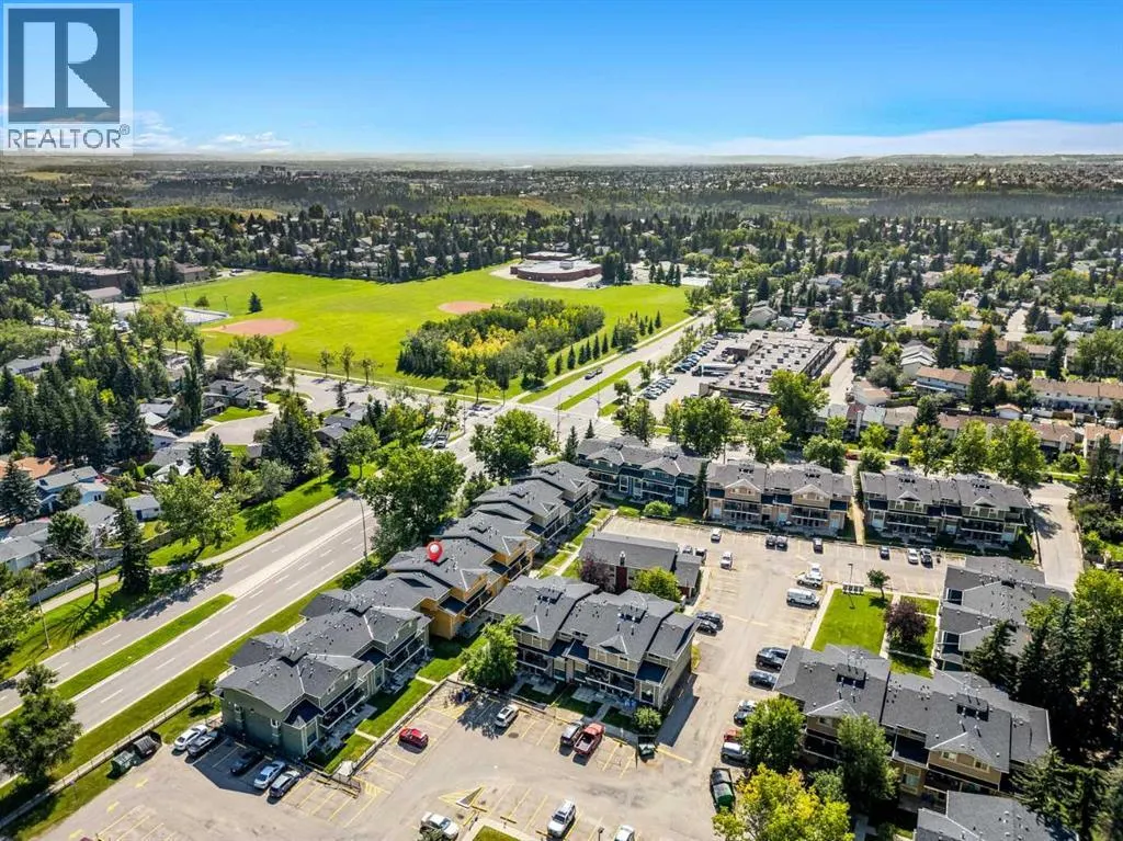702, 2200 Woodview Drive SW
