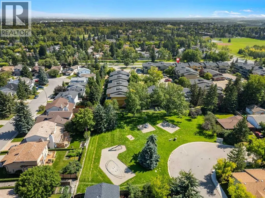 702, 2200 Woodview Drive SW