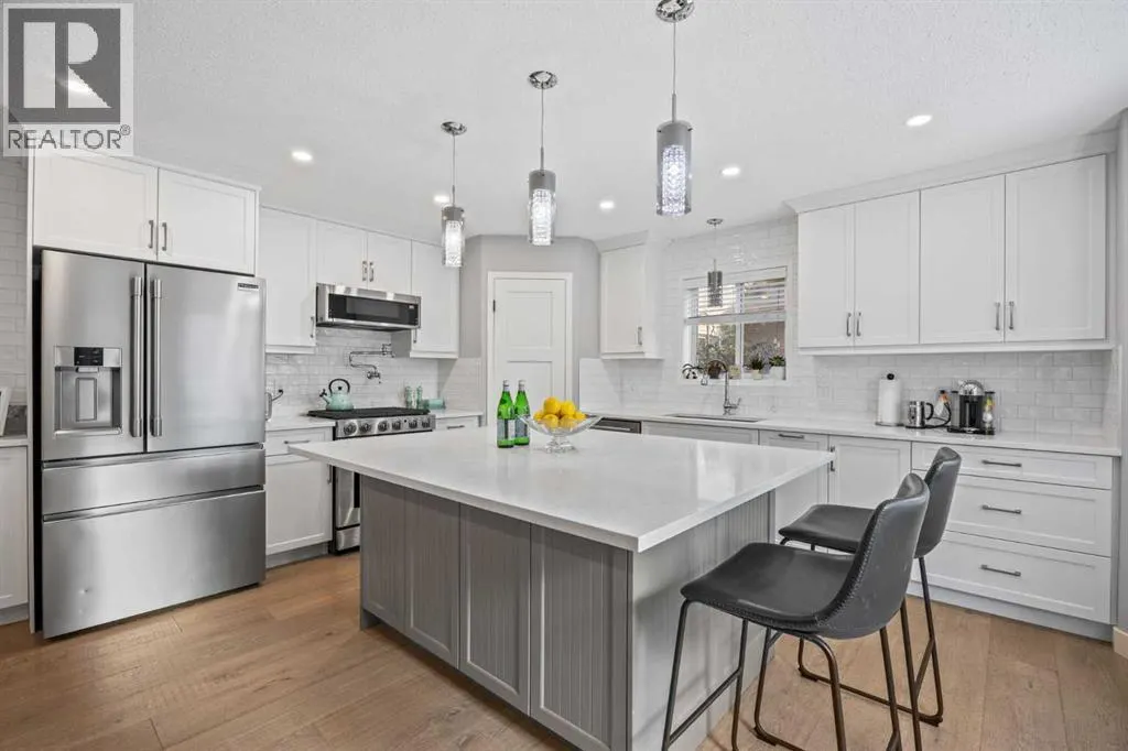 47 Mckenzie Lake Crescent SE