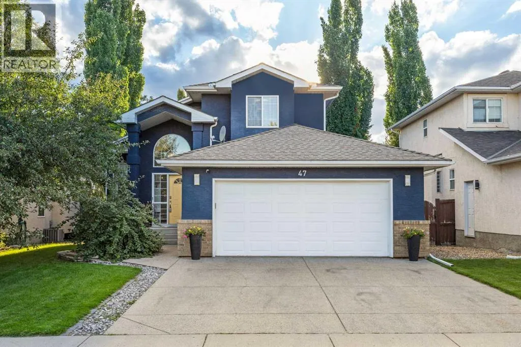 47 Mckenzie Lake Crescent SE