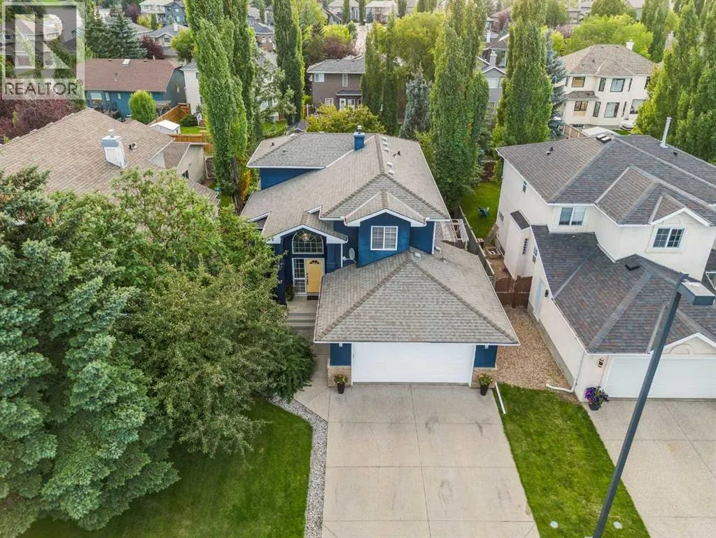 47 Mckenzie Lake Crescent SE